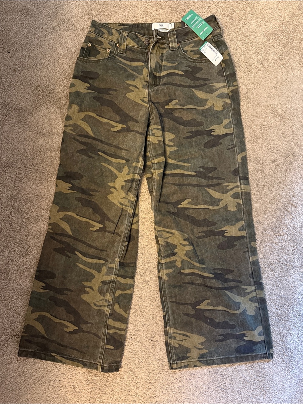 rave Men's Camo Relaxed Straight Jeans - Olive & Dark Green